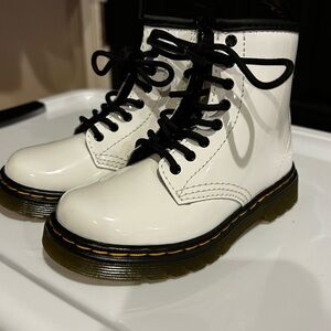 White pattern, leather toddler, Doc, Martens